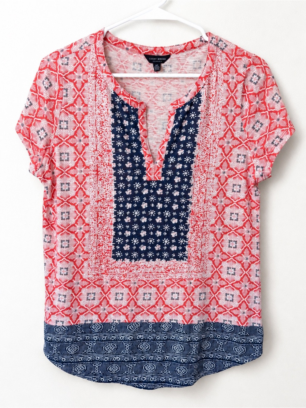 Lucky Brand Mixed Print Split Neck Tee Top Small Coral Red Navy Boho breezy